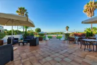 Colina Verde Resort - parking