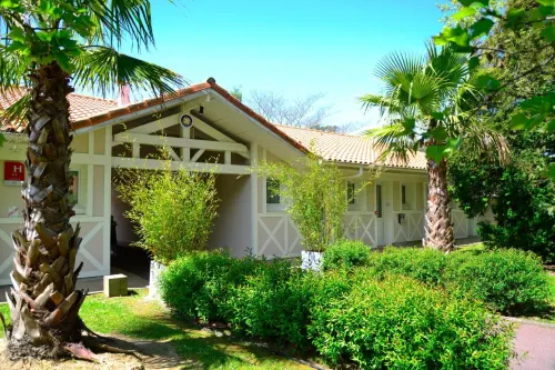 The Originals City Hôtel le Lodge Bayonne Nord 라벤느 호텔