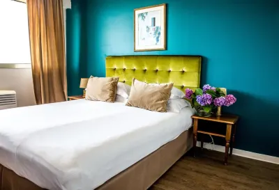 Hôtel Albion Hotels near Place Foch