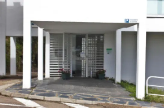 アパルタメントス エンバルス デ オレリャーナ