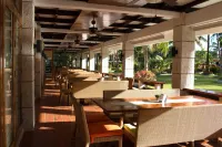 Caluwayan Palm Island Resort & Restaurant