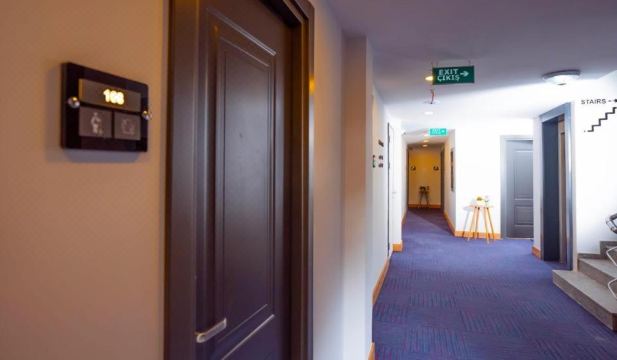 더 게이트 호텔 카디쾨이 다운타운