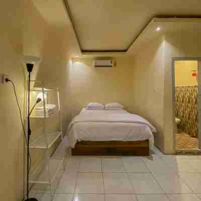 Urbanview Hotel ME Jayapura Rooms