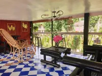 Edmund's Inn & Suites Hotels in Siquijor