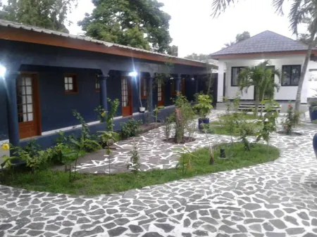 Residence Saint-Jacques Centre Ville Pointe Noire Отели рядом с Аэропорт Пуэнт-Нуар Агостино Нето