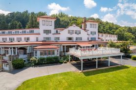Historic Summit Inn