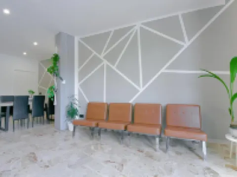 Alle Porte Del Centro - Guest House - Reggio Emilia - Ingresso Centro Storico - Parcheggio Gratuito 瑞吉歐.艾米里亞酒店