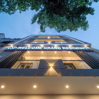 Welcome Grand Residency Các khách sạn gần Ngọn hải đăng cũ