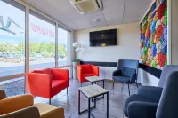 Ace Hôtel Caen Nord Mémorial Hotel a Saint-Contest