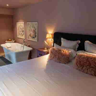 Hôtel Spa Les Pins de César Rooms
