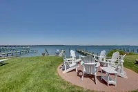 Beautiful Colonial Home on the Choptank River - parking