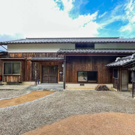 Takeda Base Inn