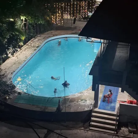 Hotel Express Airoli