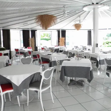 Hotel Genova Отели в г. Скалея
