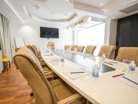 Noor Land Hotel Hotels near Firdos Square