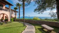 Castello Belvedere Apartments Hotels in Lonato del Garda