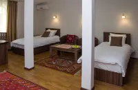 Jipek Joli Inn - Интернет