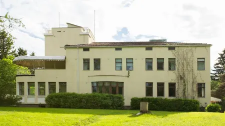 Villa Helleranta Отели рядом с достопримечательностью «Toejoen Taimiala Oy»