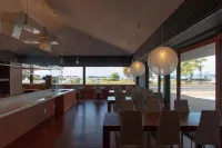 Iseya, Seaview Private Oceanside Bath - sarapan