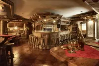 馬約恩米拉蒙蒂酒店 - 酒吧