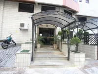 Flat Itararé Tower Beach Hotels in Sao Vicente