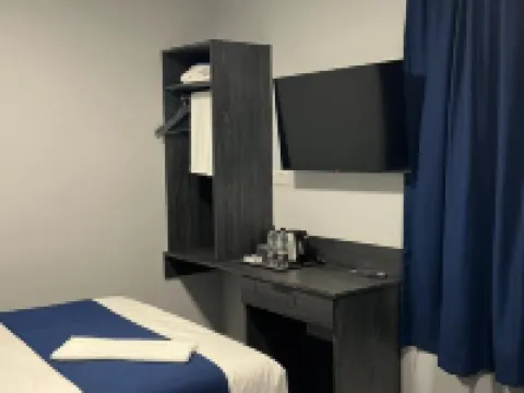 Blue Sapphire Hotel Hotels in Ilford