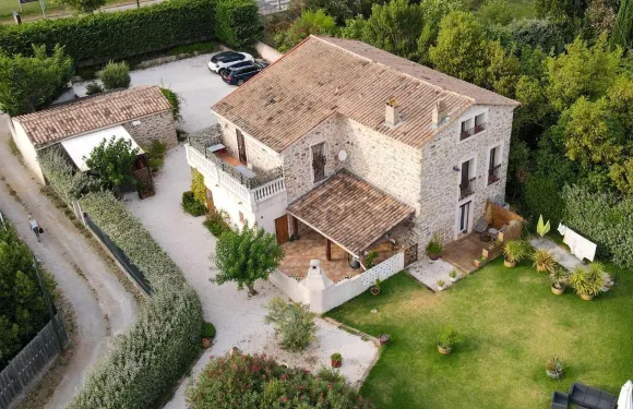 巴斯蒂德·奧利維爾酒店