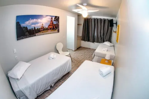 Esquina Batel - Hotel Econômico