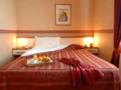 奧羅拉酒店 蒂沃利酒店