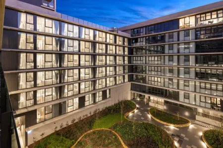 The Sebel Canberra Campbell Отели рядом с достопримечательностью «Австралийский военный мемориал»