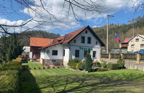 福爾曼卡膳食公寓