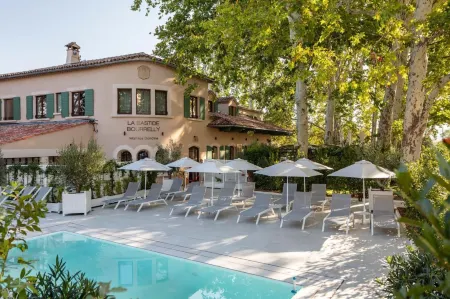Hôtel et Restaurant la Bastide Bourrelly - Mathias Dandine