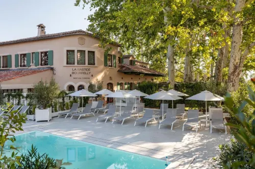Hôtel et Restaurant la Bastide Bourrelly - Mathias Dandine Hotels in Cabries
