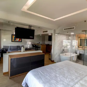 Holiday Inn URUAPAN by IHG