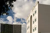 1001 Nights Boutique Inn