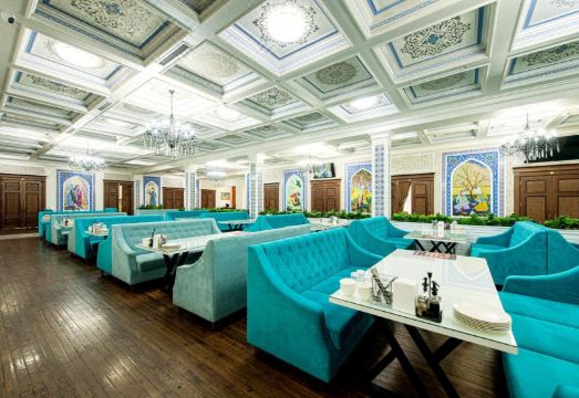 1. 쉼켄트 호텔..