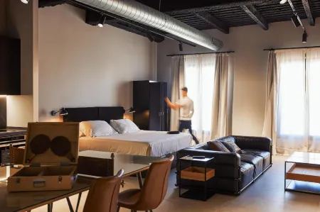 Ho Paseo de Almería 9 by Olivencia