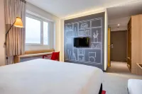B&B Hotel Mons Gare Отели в г. Сен-Гилен