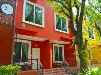 Phuiyara Resort Hotels in Pak Phli