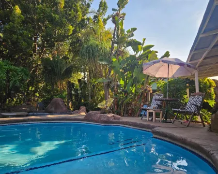 61 on Ireland Guest House and Conferencing セントラルのホテル