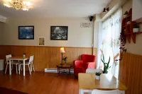 Motel Bel-Eau - Motels
