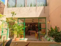 Kuka y Milpa Hotels near Montejo Avenue