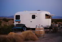 Tarantula Ranch - Death Valley Glamping & Vineyard - Homestays