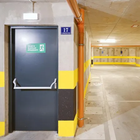 Urban Nook Design Apartments - Private Garage Parking