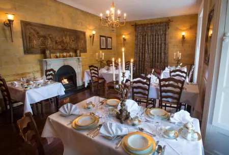 Raheen House Hotel Отели в г. Клонмел