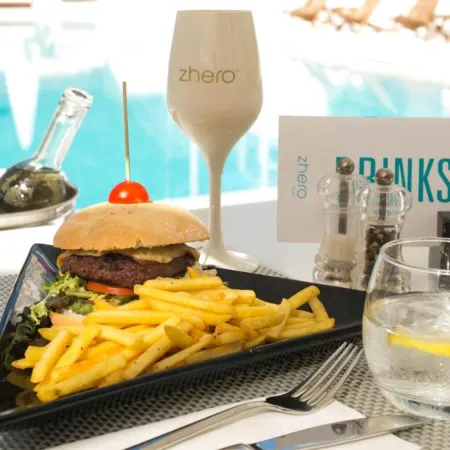 Hotel Zhero