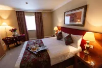 Hamlet Court Hotel Hotels in Meath