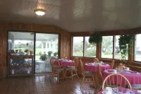 Rose Farm Inn - petit déjeuner