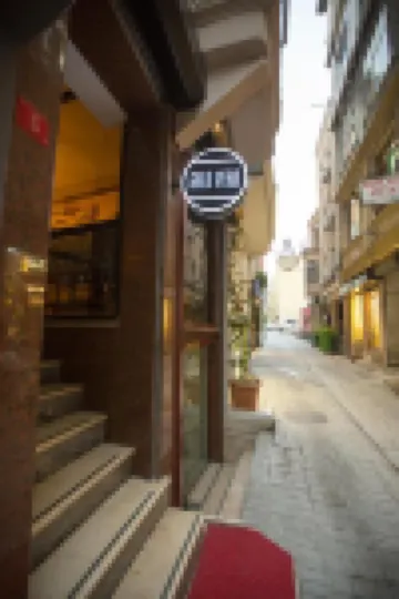 Galapera Hotel Hotels near Galata Tower