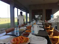 Tree Tops Yala Hotels in Palatupana